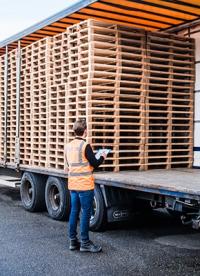 De levenscyclus van een houten pallet: van lineair gebruik naar circulair beheer