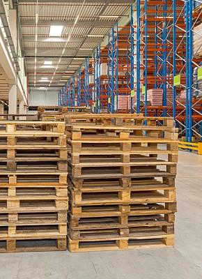 Verkoop uw gebruikte houten pallets  - Herwin kapitaal en blijf PPWR-conform